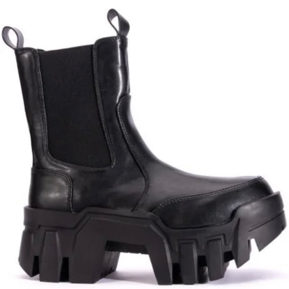 Black Keliana Chunky Black Boots